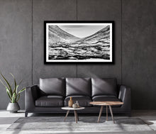 Load image into Gallery viewer, Sweeping Snow