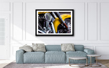 Load image into Gallery viewer, Yellow Chrome