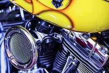 Load image into Gallery viewer, Lilac Chrome